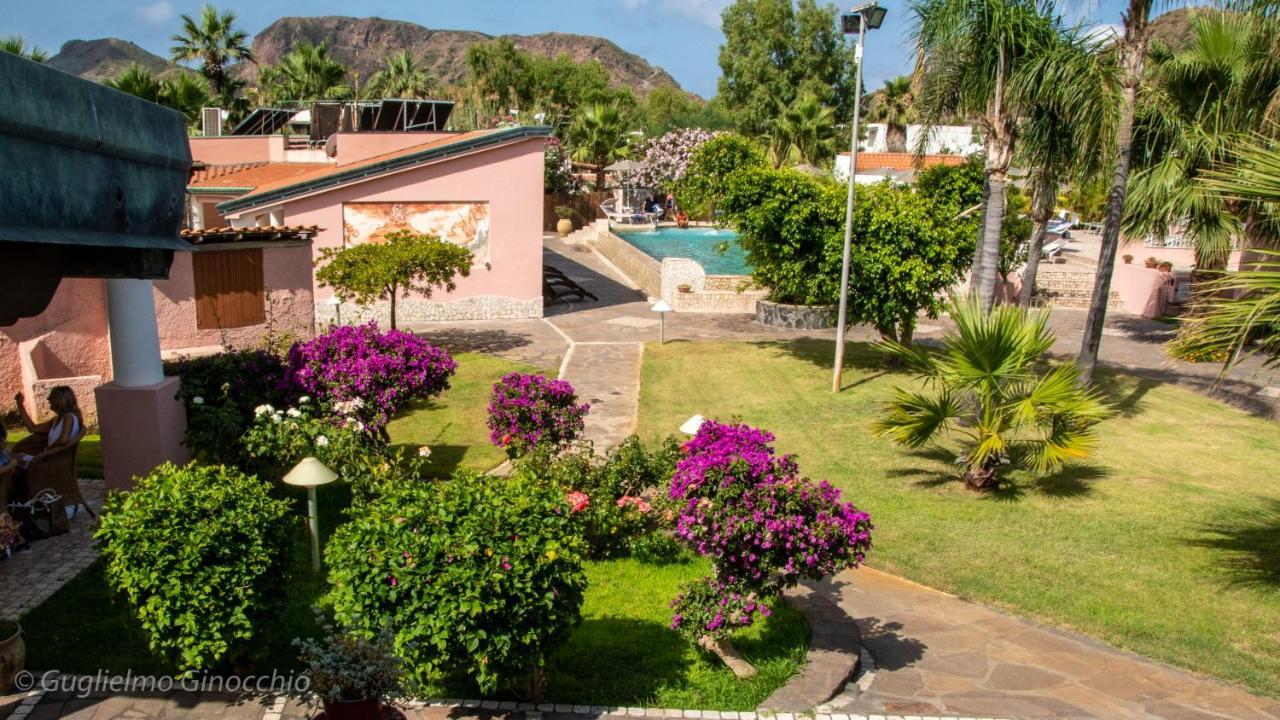 Hotel Eros Vulcano  Extérieur photo
